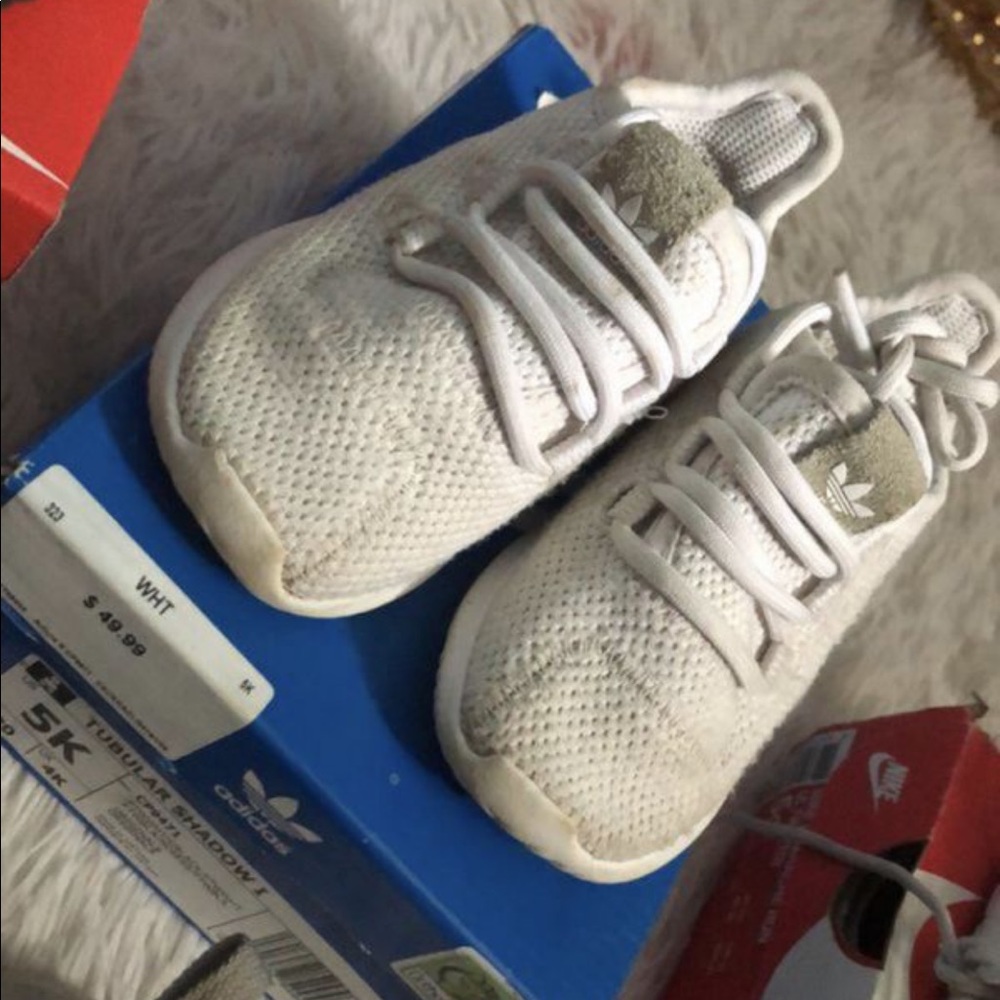 White toddler adidas